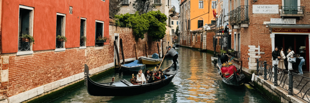 Walking cities Venice