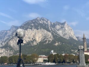 Mountains - rig above the lake