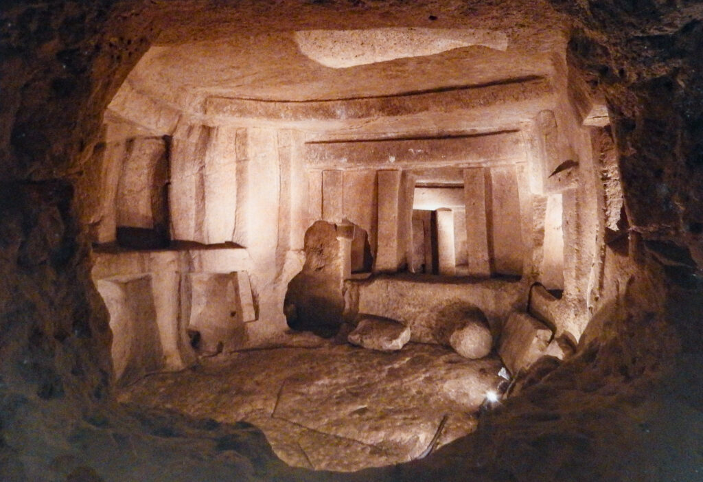 Malta turns out to be 114 Hz, not 110 1 malta 01 central chamber CC BY 2.0 xiquinhosilva